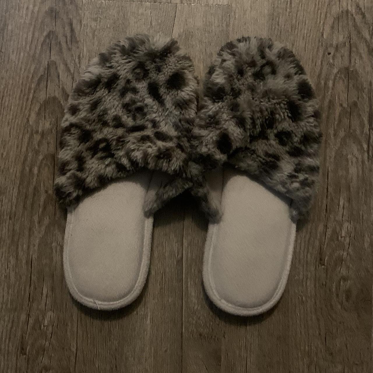 Men's Slides - Grey/White – Cheetah print slides … - image 1