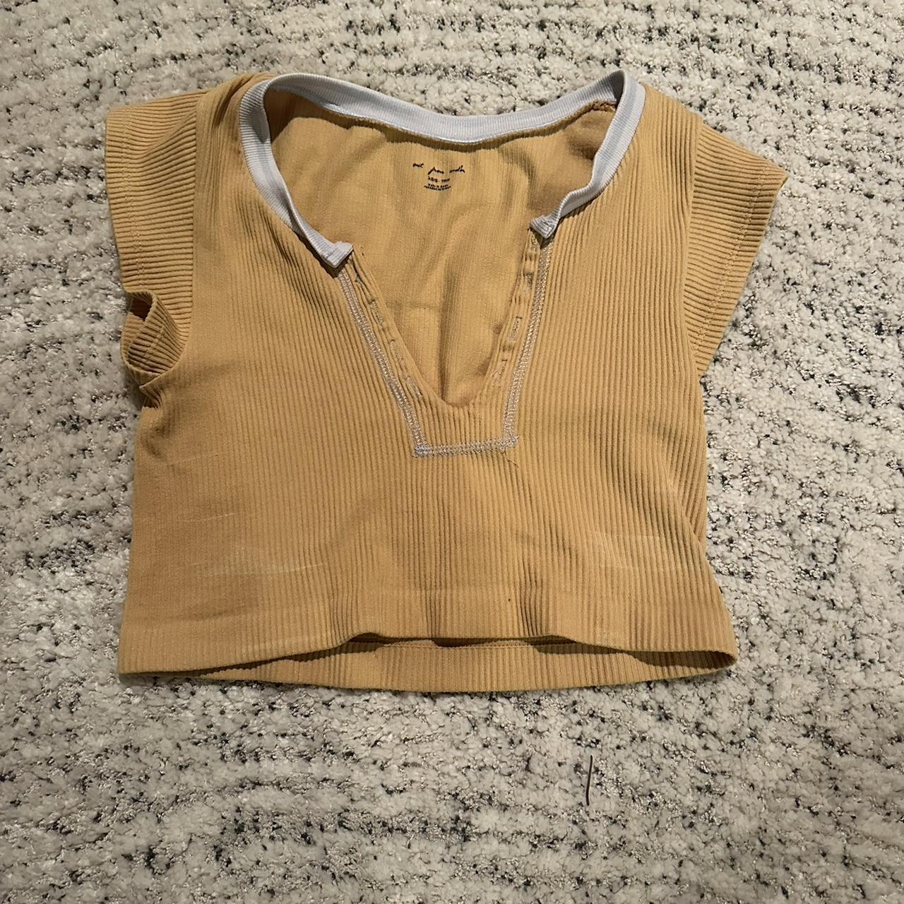 Garage Portia Square Neckline Tee - Depop