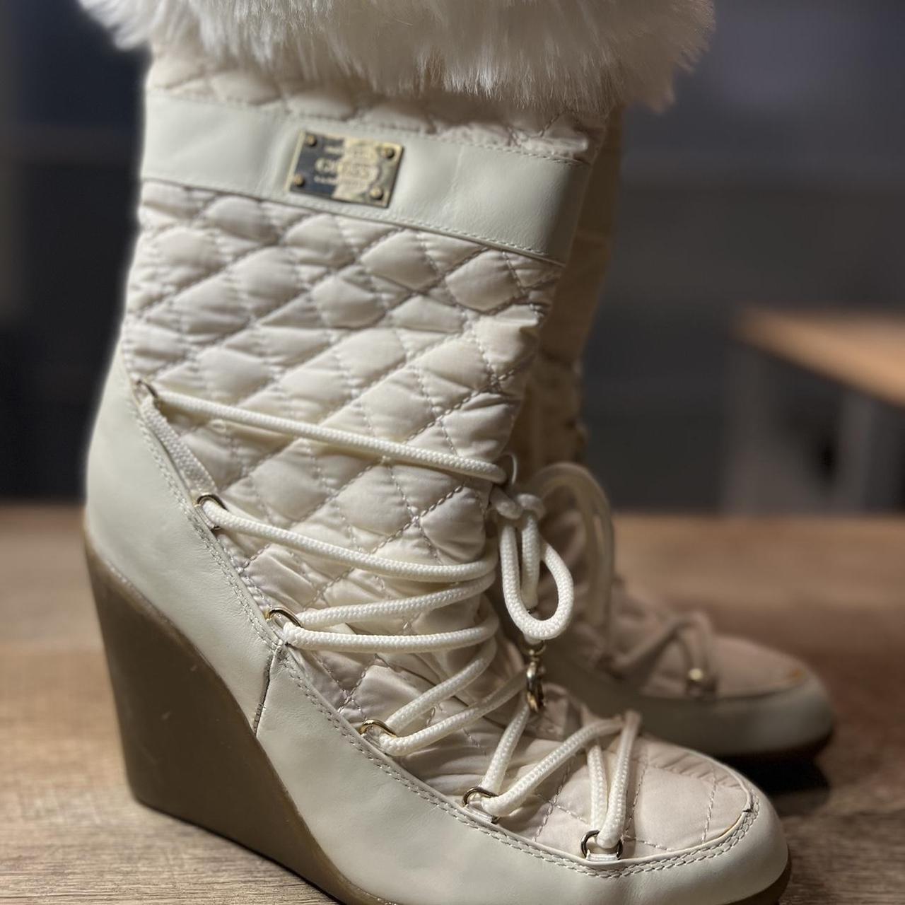 GUESS White faux fur lined winter boots with a Depop