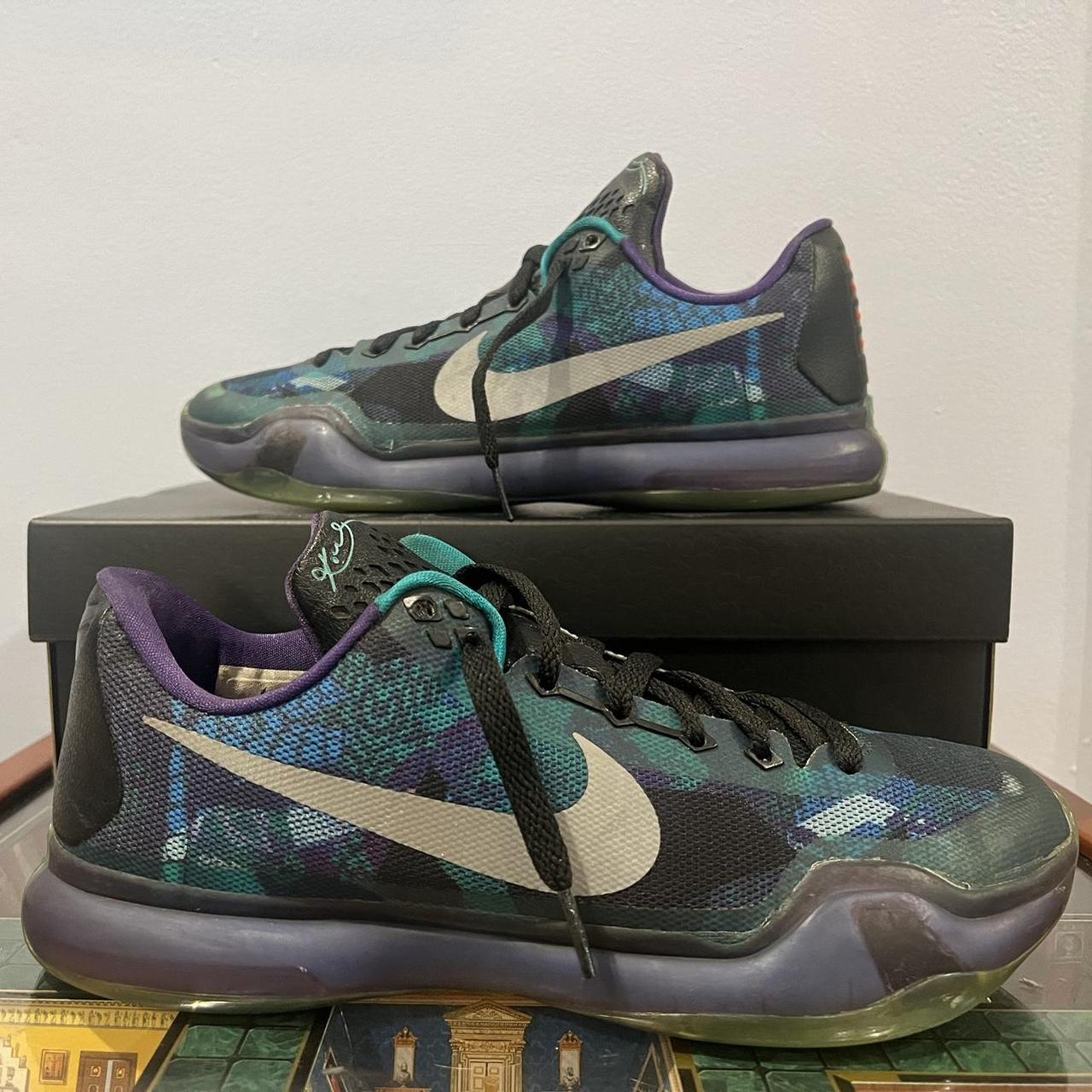 size 10 kobes