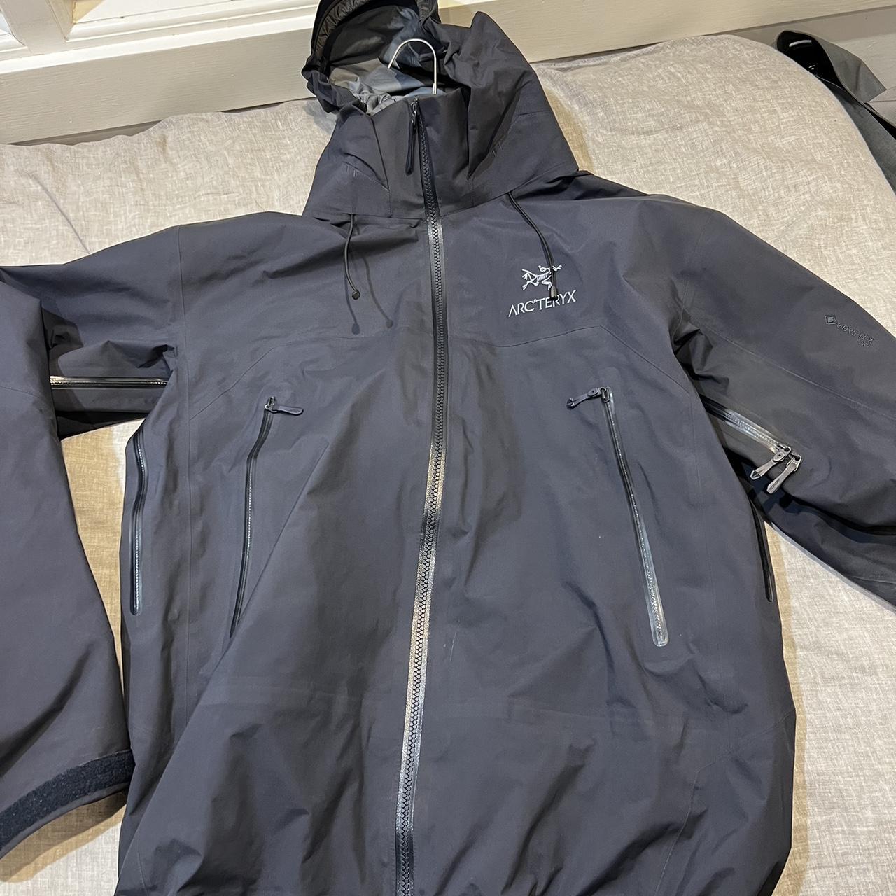 Arcteryx beta AR Really good condition Size L - Depop