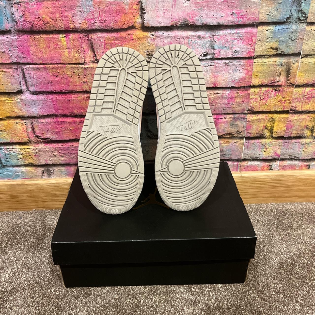 womens grey and white jordan 1