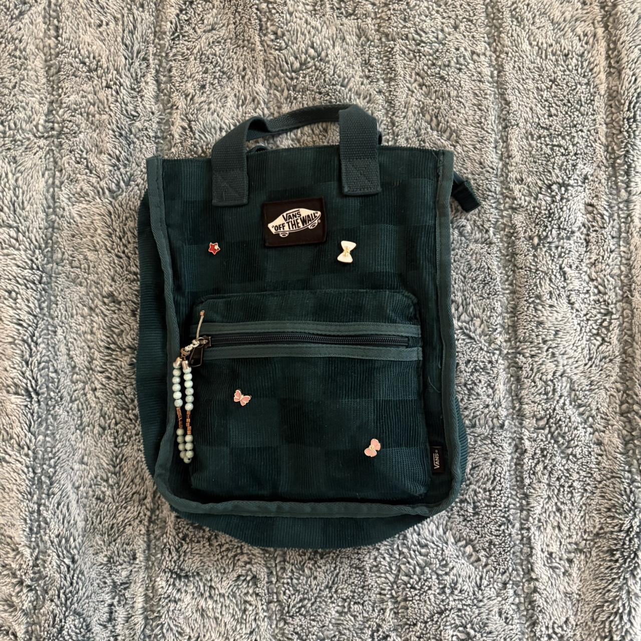 item listed by prettygirlsclosets
