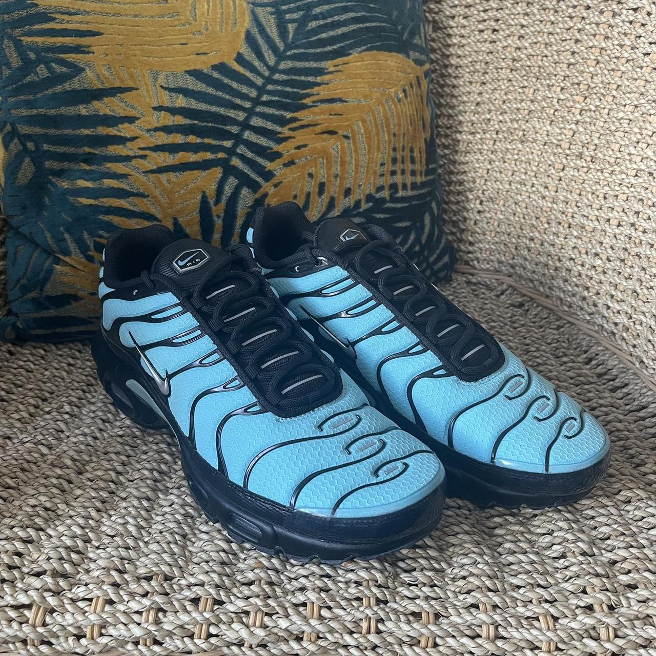 blue tiffany tns