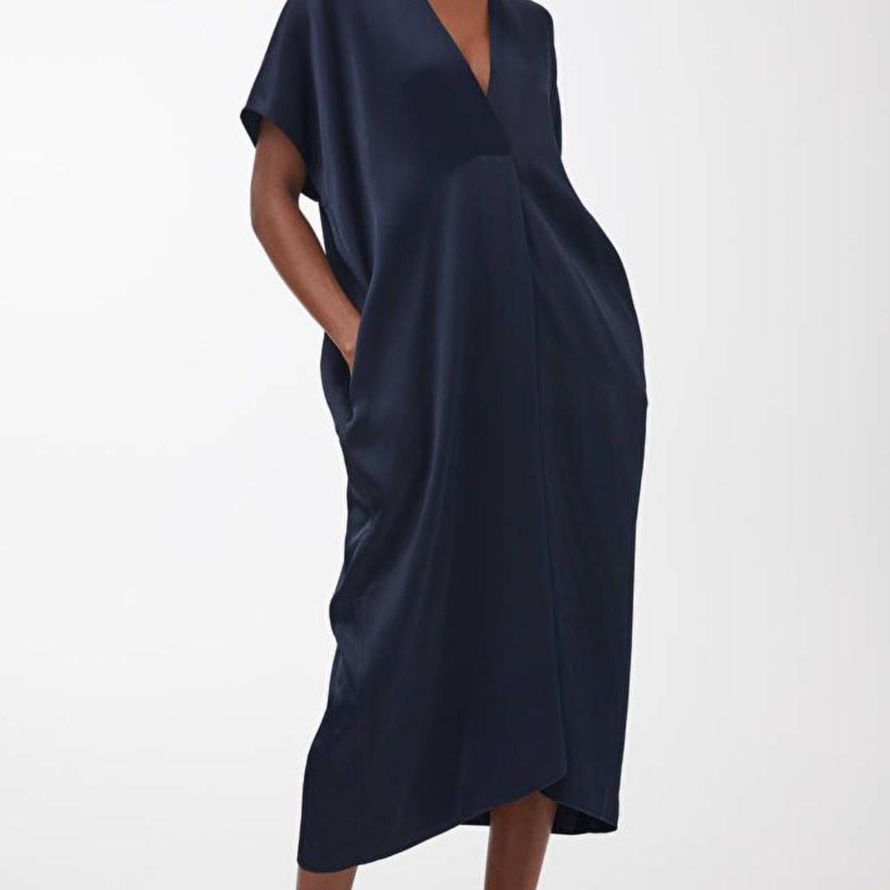 ARKET Navy kaftan dress. Size 44