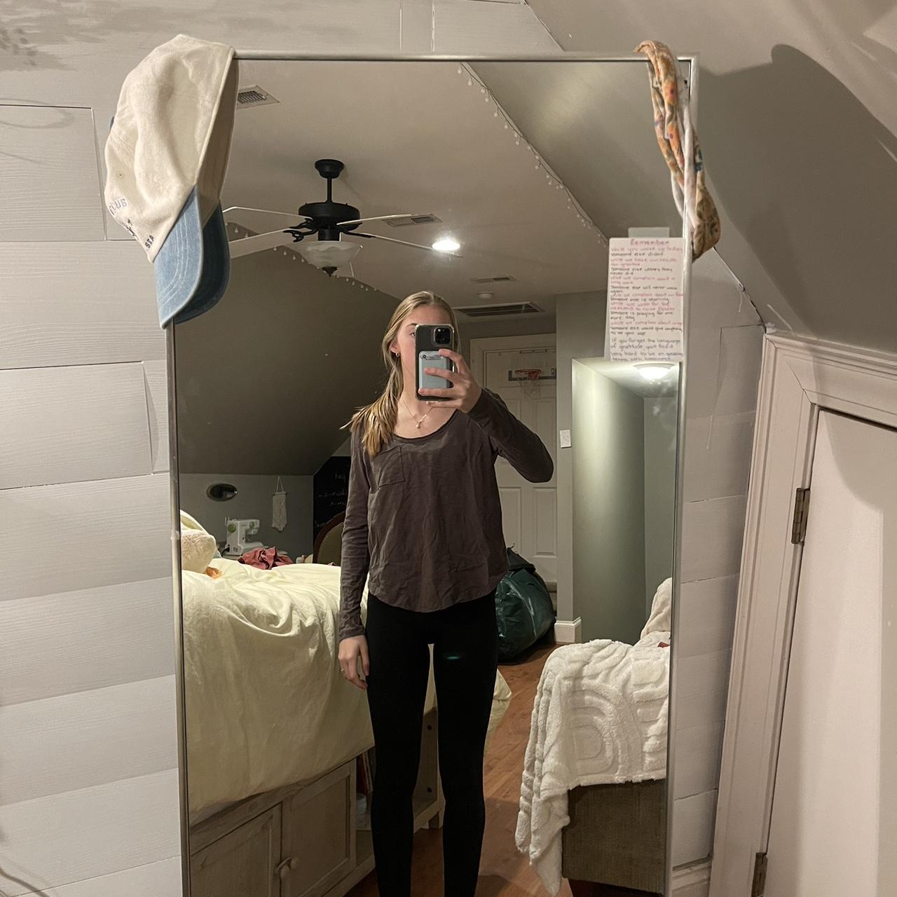item listed by carlyfagundus