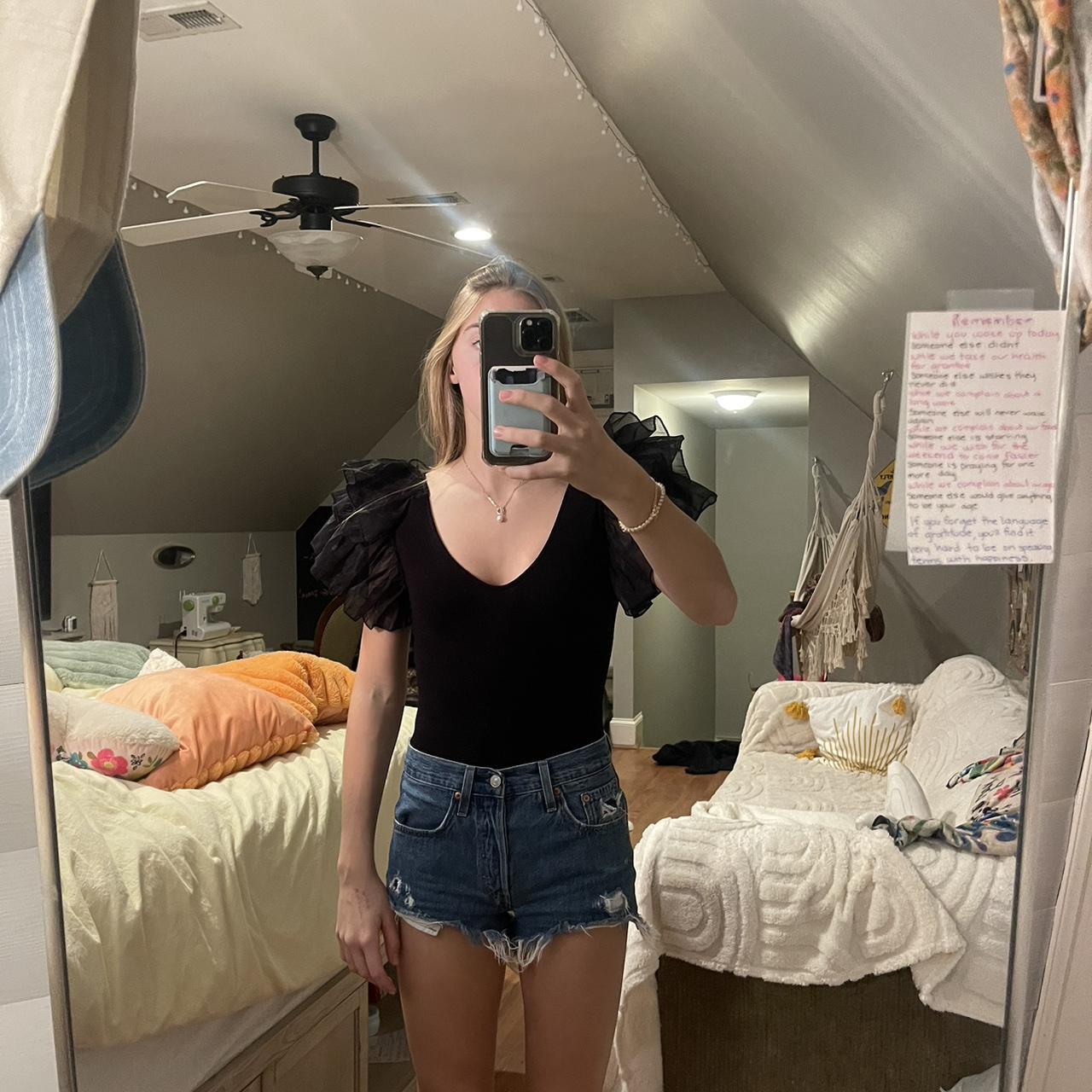 item listed by carlyfagundus