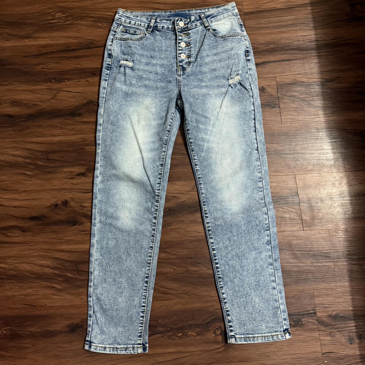 item listed by yklscloset