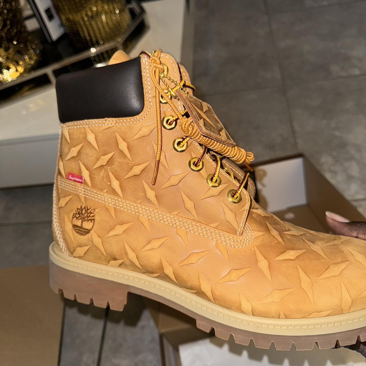 Supreme timberlands - Depop