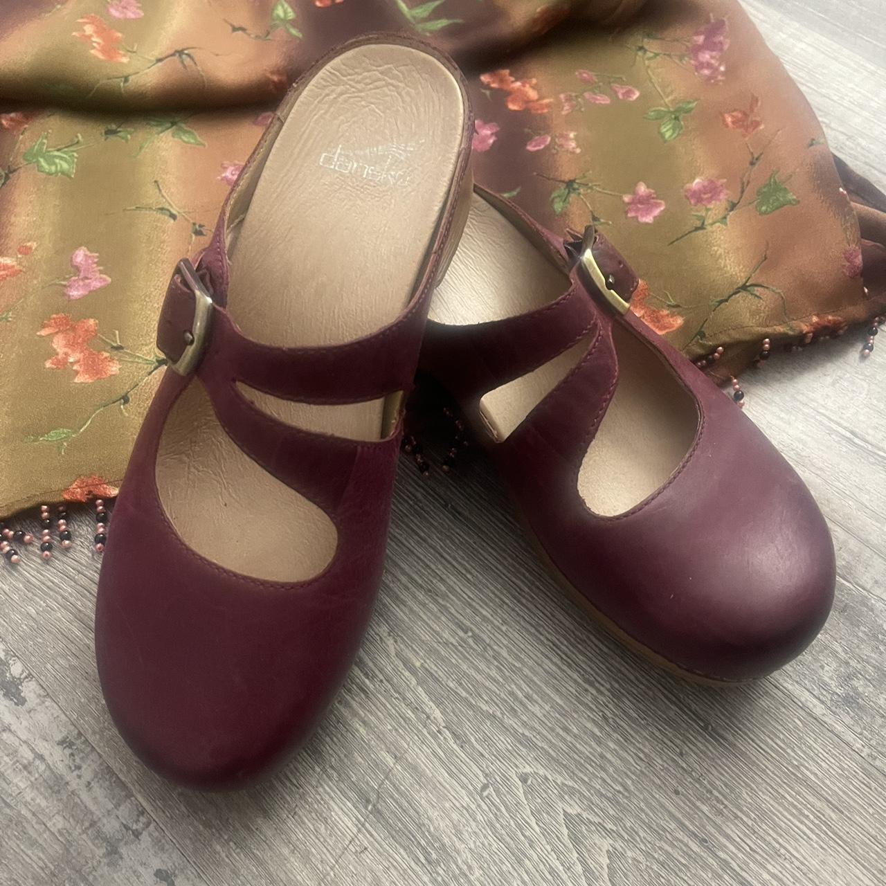 Dansko Britney mule Size 38 Color wine waxy