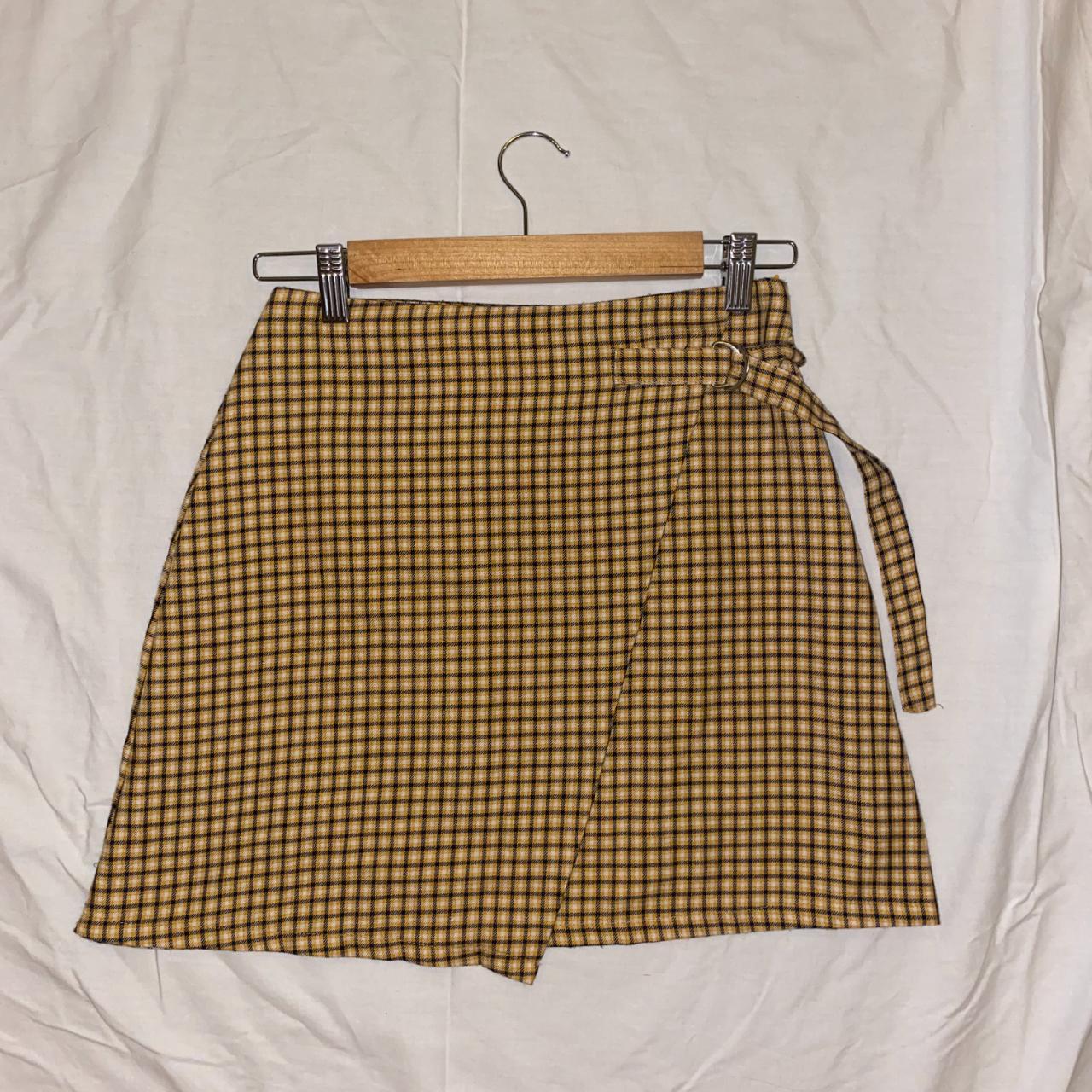Cotton on skirt, rarely worn. - Depop