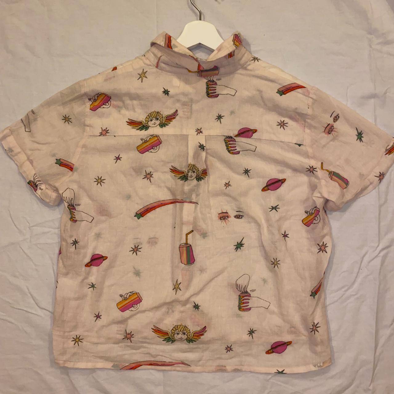 80's Button Up T-Shirt🪐 - Depop