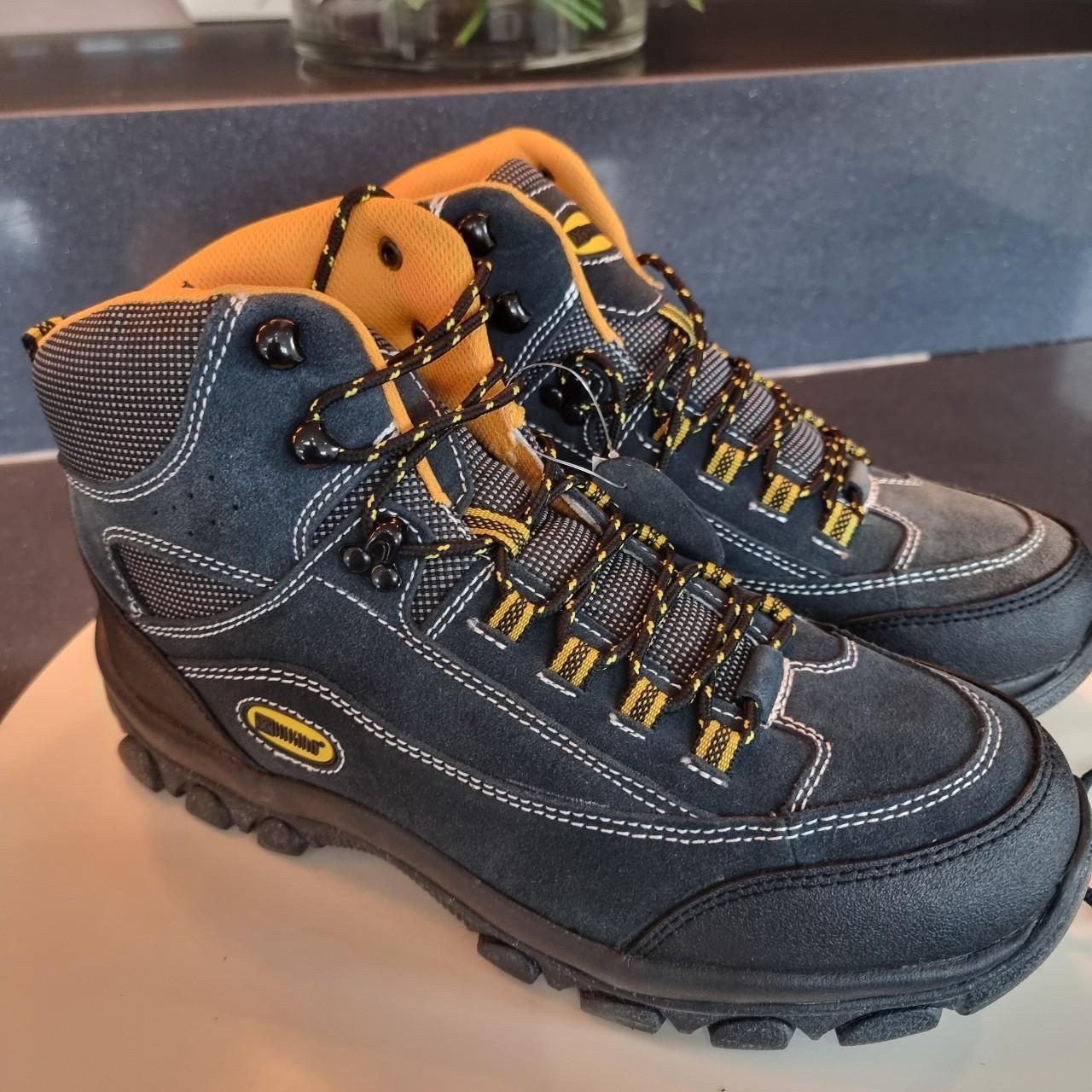 mens hiking boots uk