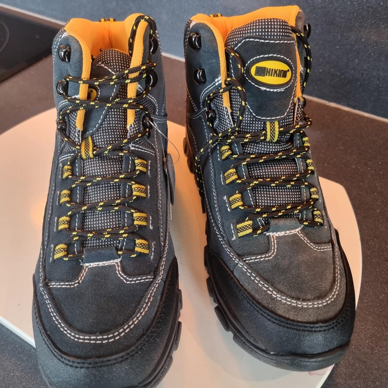 mens hiking boots uk