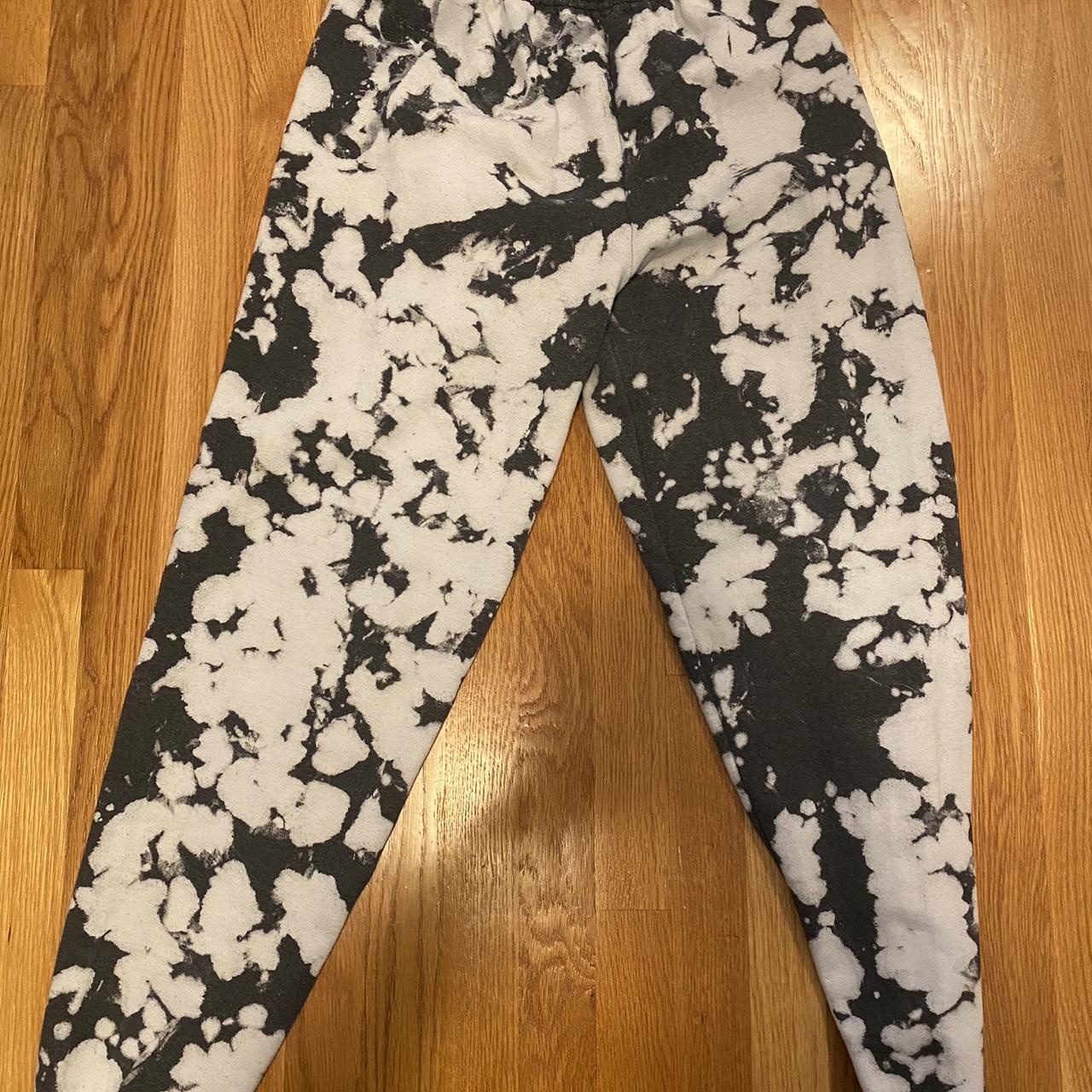 Brandy Melville white and black tie dye sweatpants