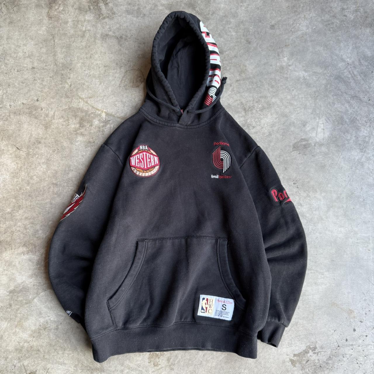 Mitchell Ness Men's Hoodie Black S – Vintage y2k portland