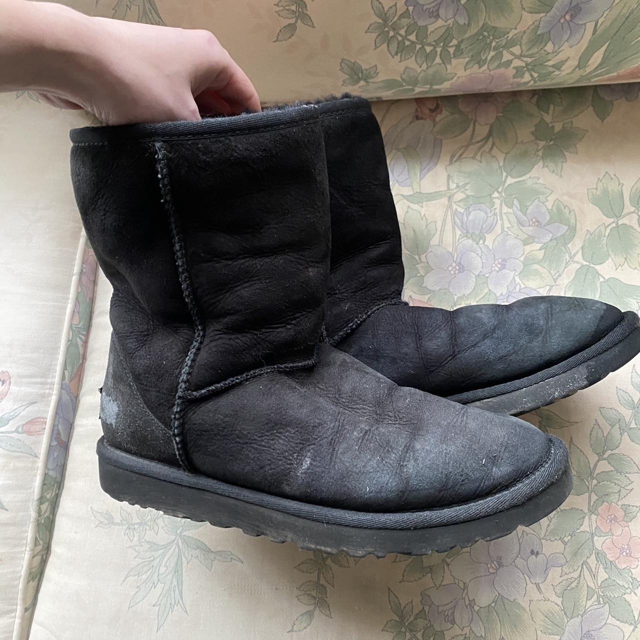 Mid length sale ugg boots