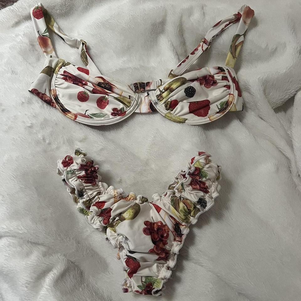 Women's Lisa Says Gah Swimwear | New & Used | Depop