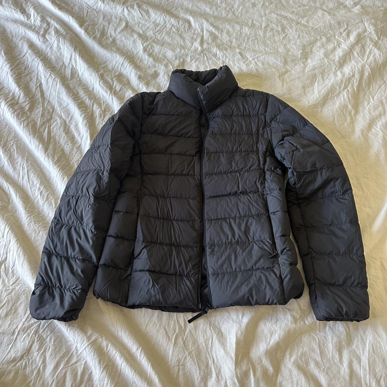 Uniqlo jacket-puffer - Depop