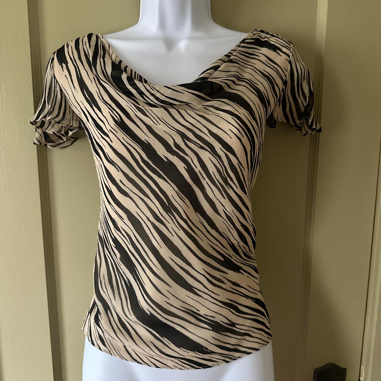 item listed by alienbooty_vintage
