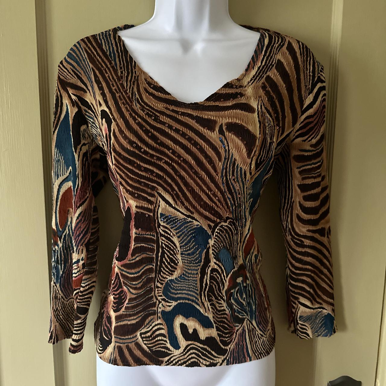 item listed by alienbooty_vintage
