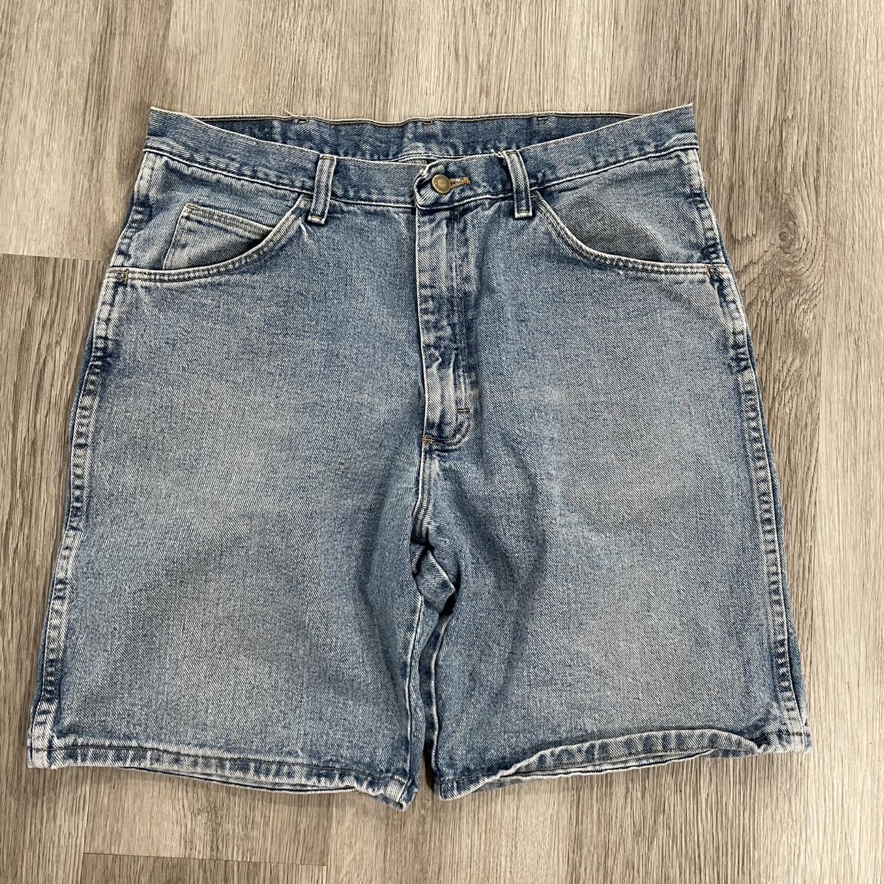 item listed by marvinswardrobee