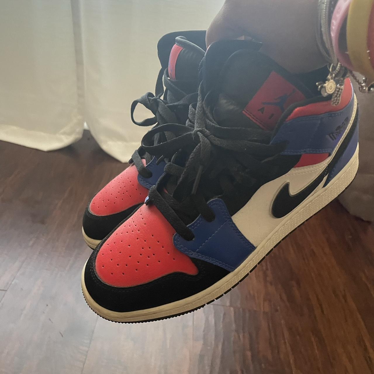 Mid Size Jordan 1s Blue Jordans Buy Latest Nike Air Jordan Shoes