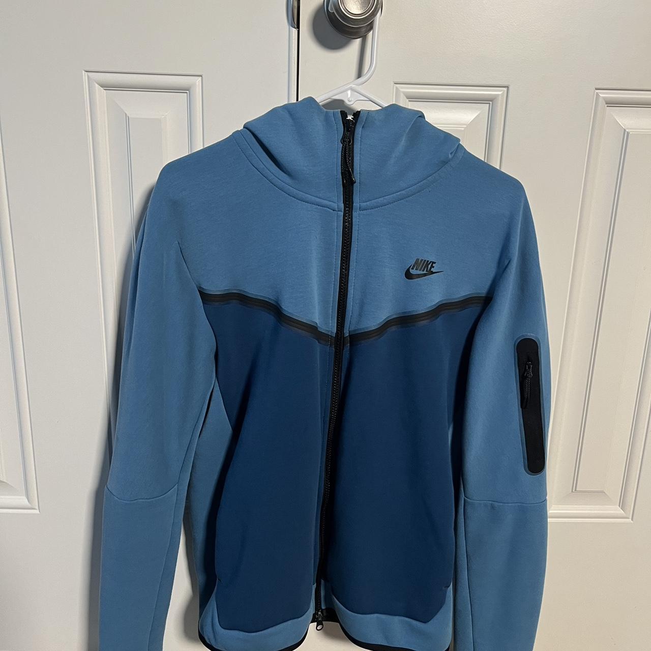 nike tech - Depop