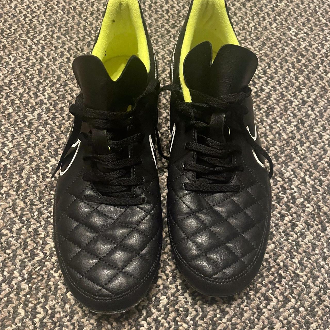 nikeskin football boots