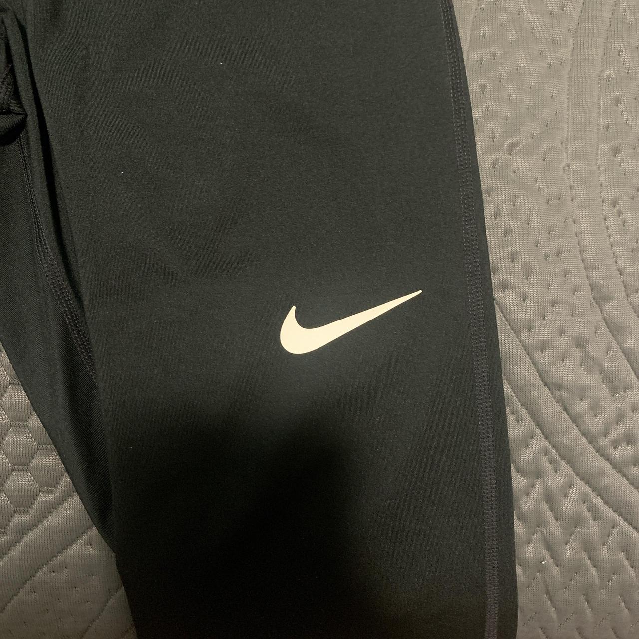 Nike leggings Size L Rarely worn No rips Thin - Depop