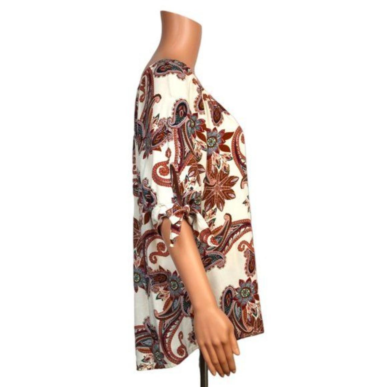 Size Womens 14W Measurements Chest 44 in Length... Depop