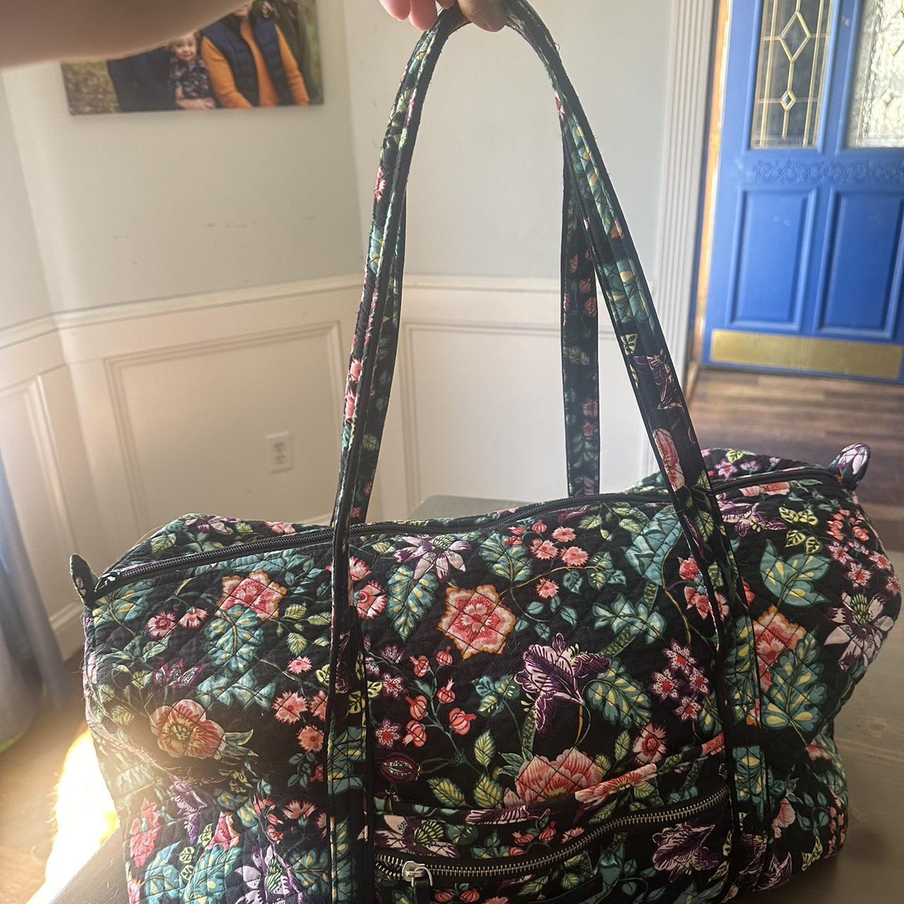 Vera Bradley - Women's handbags