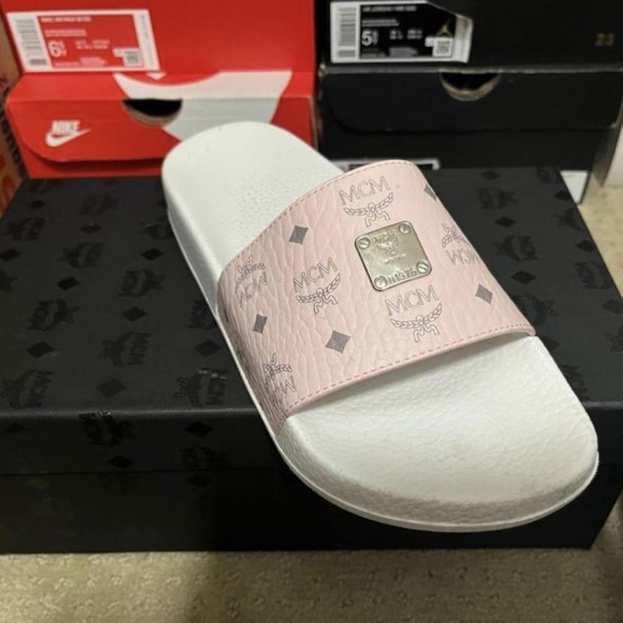 Powder pink mcm discount slides