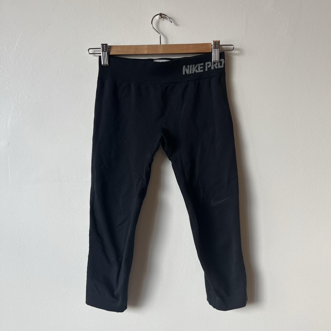 nike leggings size small