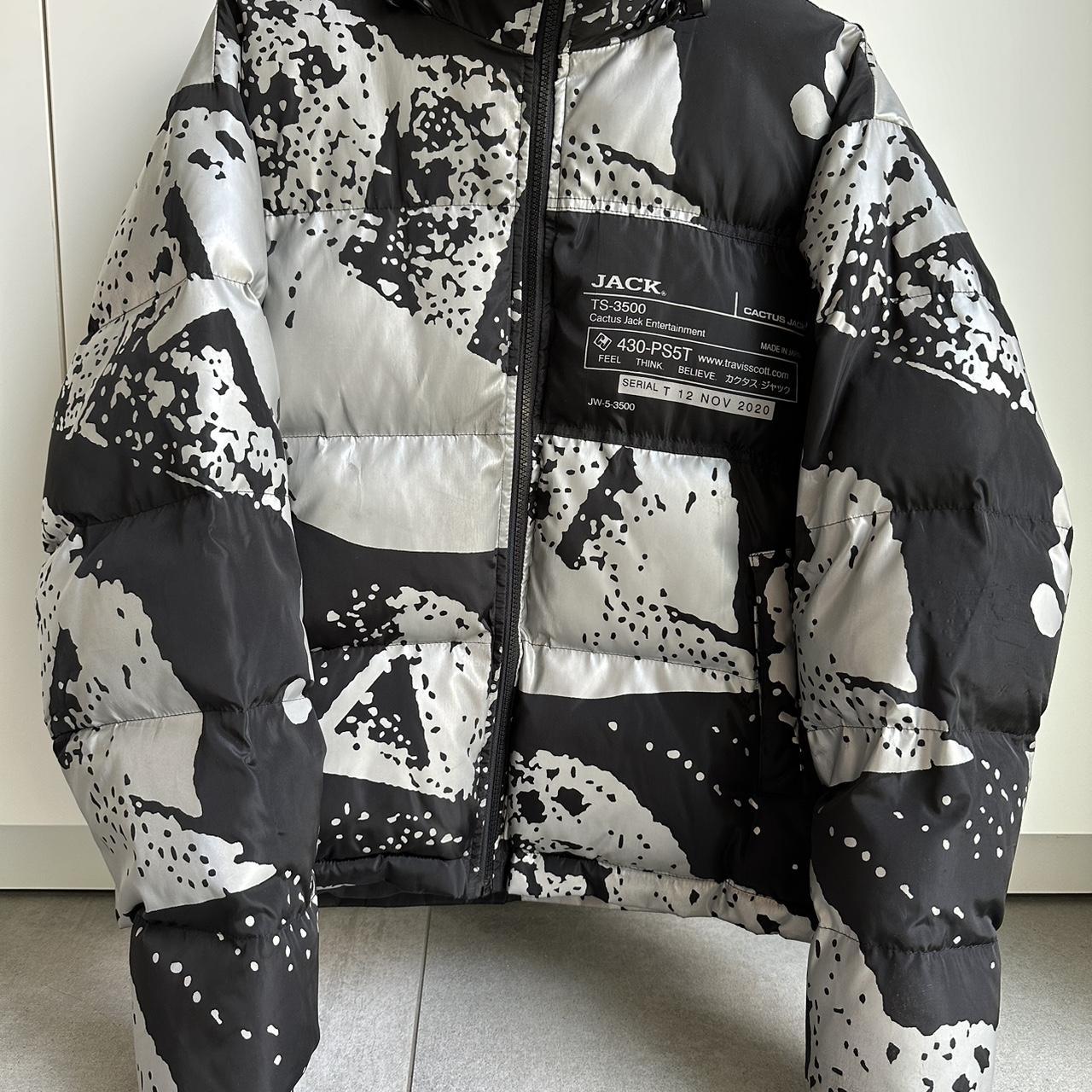 Cactus jack ダウンジャケット playstation 5