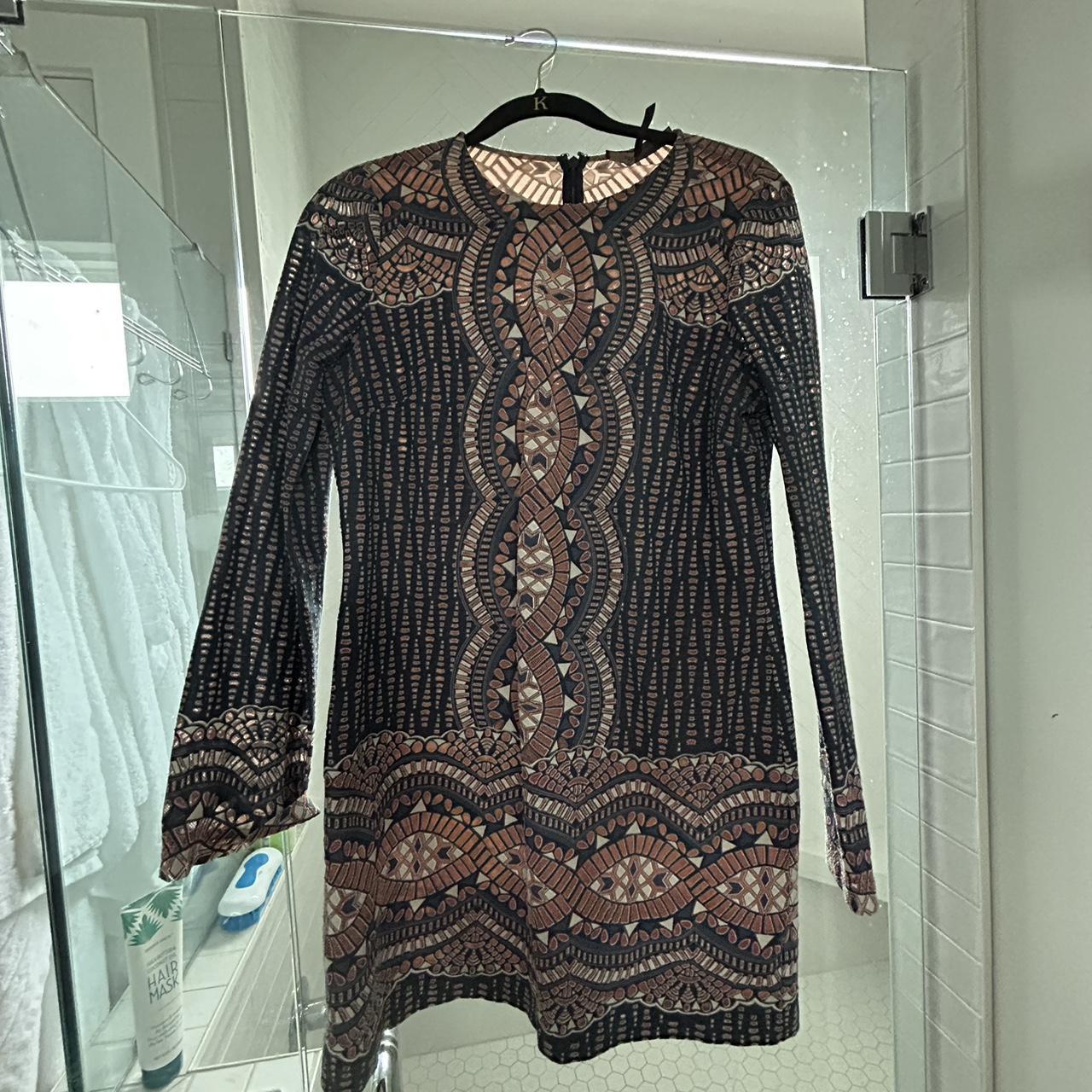 BCBG work dress Grey and pink Size small! Depop