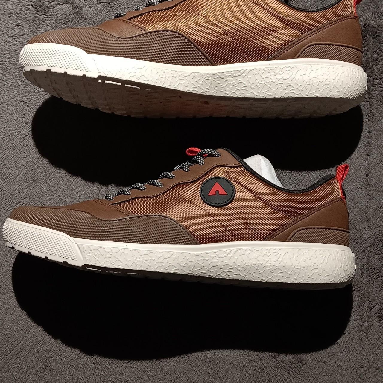 airwalk flurry moc