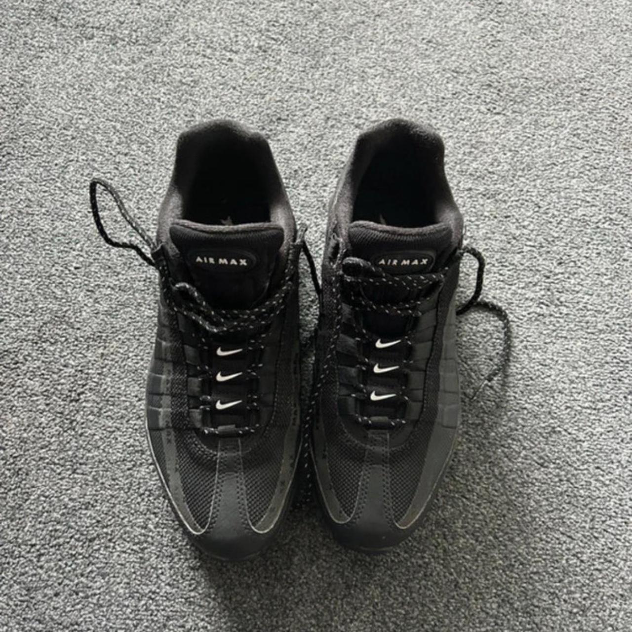 95 ultras black
