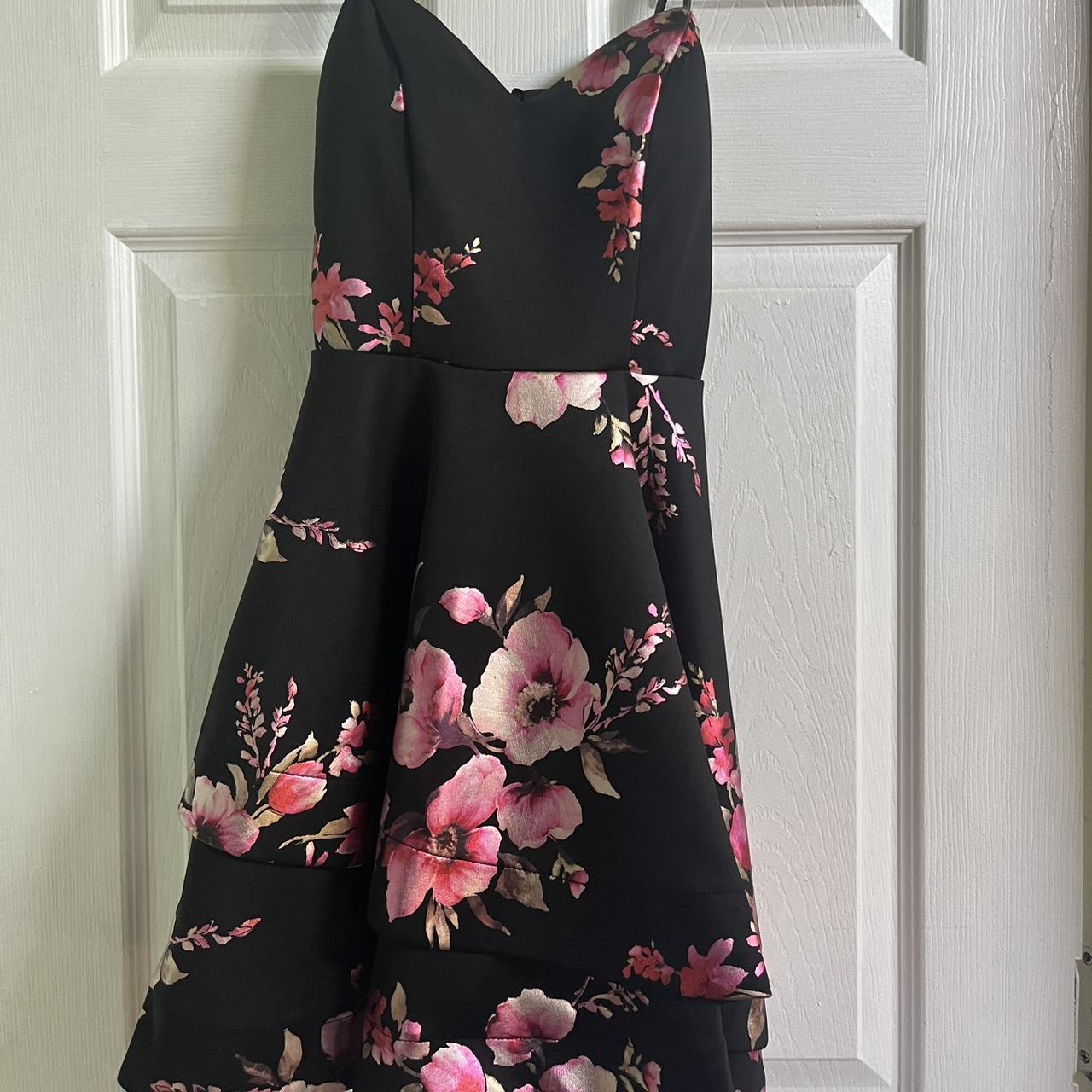 item listed by helenadomeij