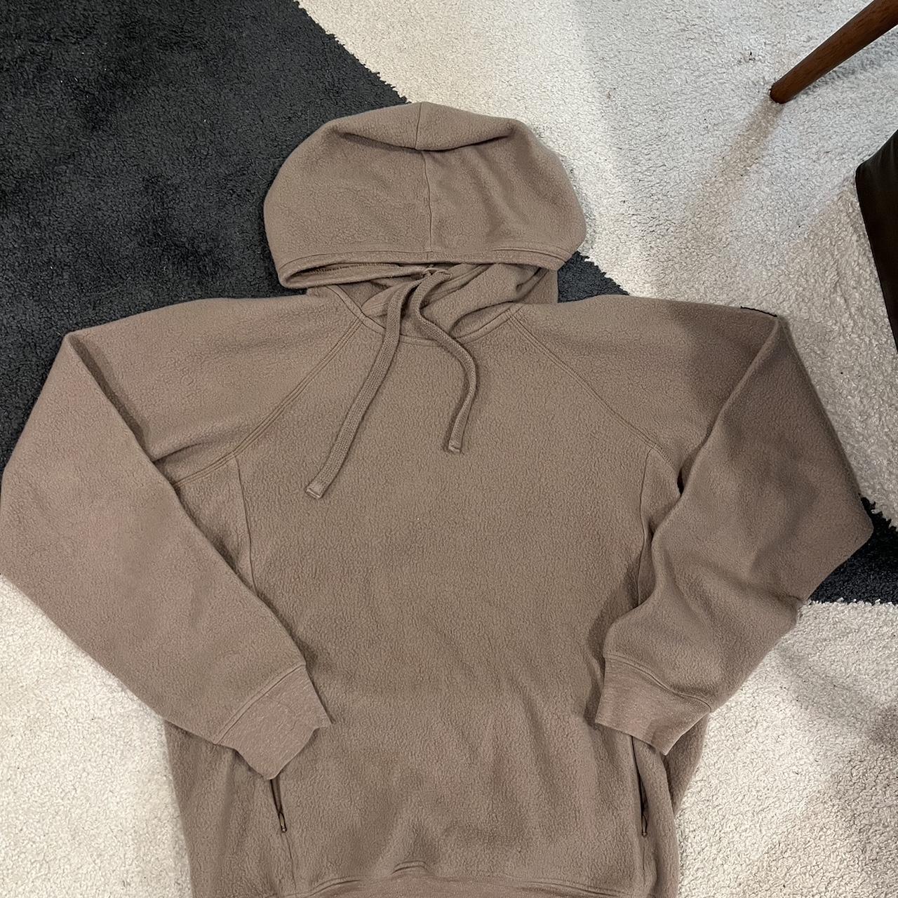 alo tan hoodie Depop