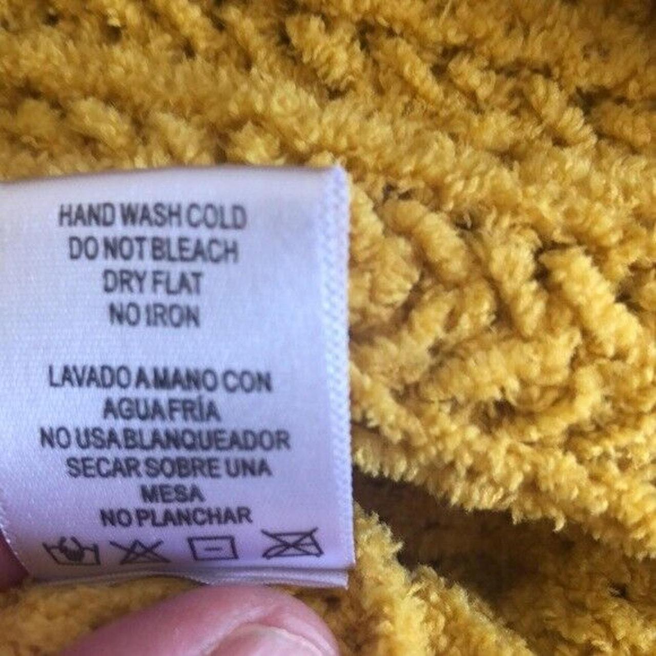 Source Unknown Women's Sweater - Gold - M – Cozy … - image 4