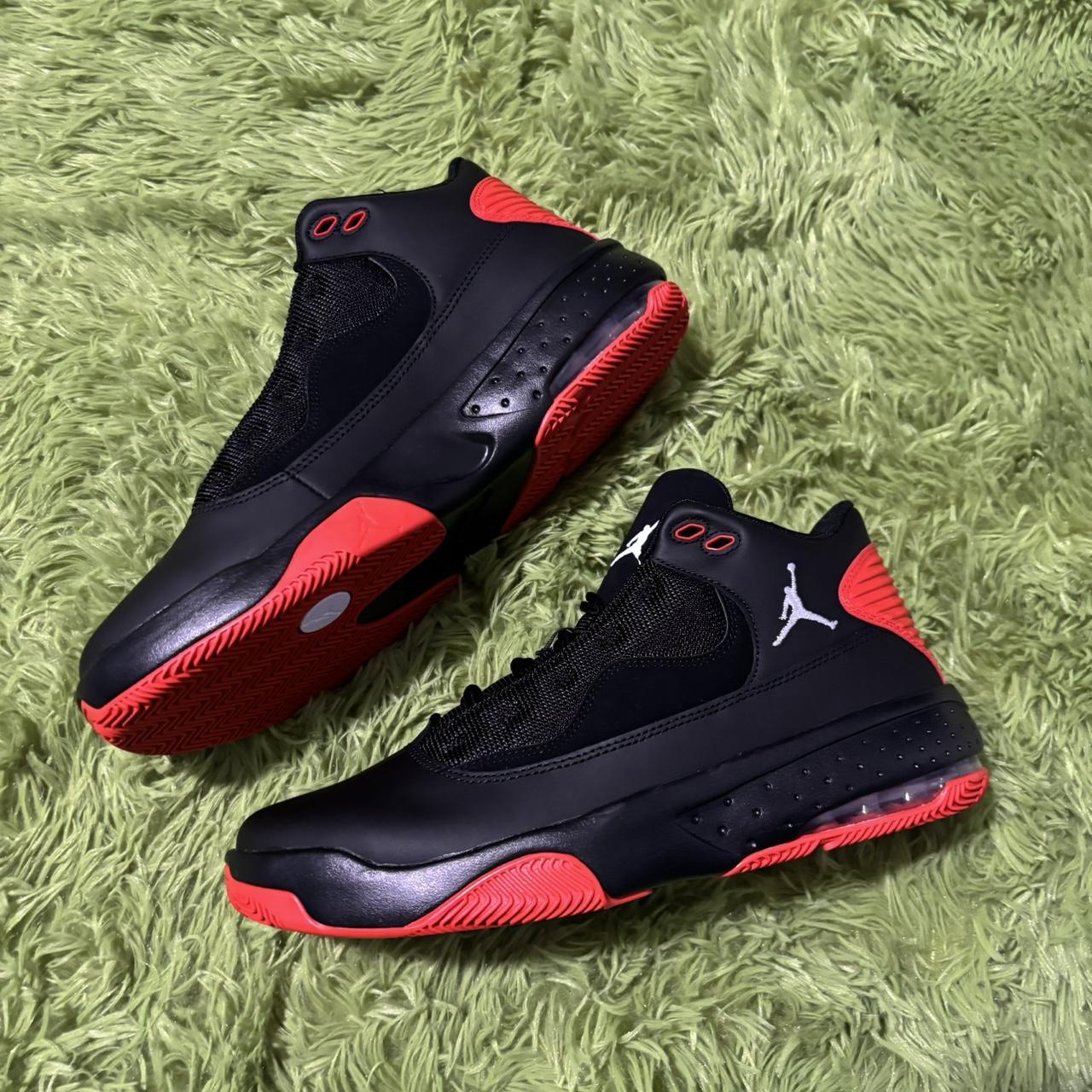 max aura 2s