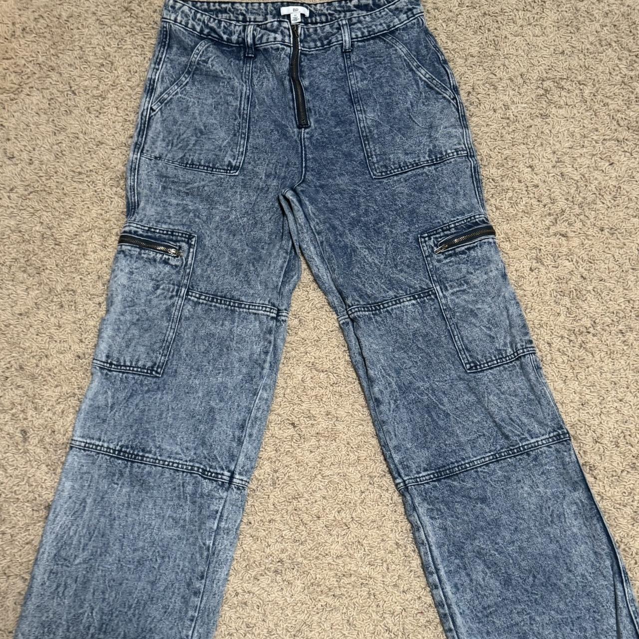item listed by leilahlucas