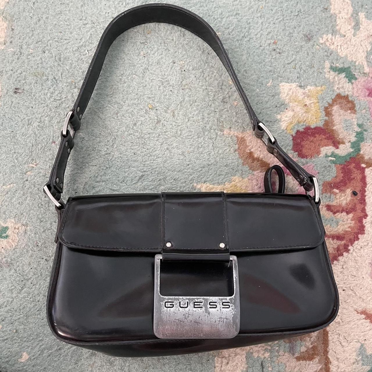 Vintage guess shoulder Not sure if it Depop