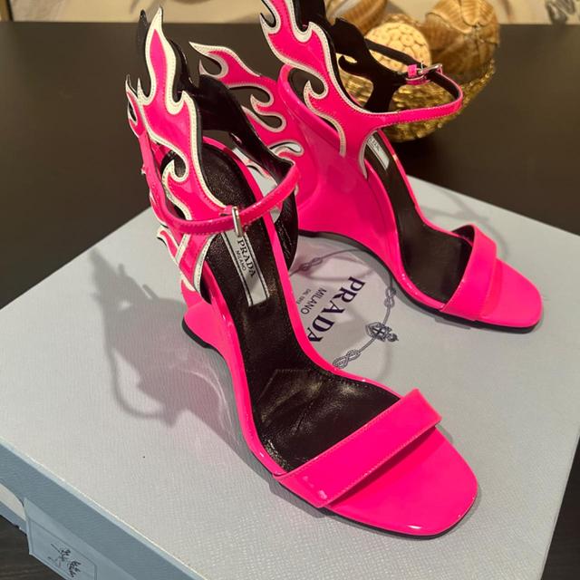 Prada pink store flame shoes