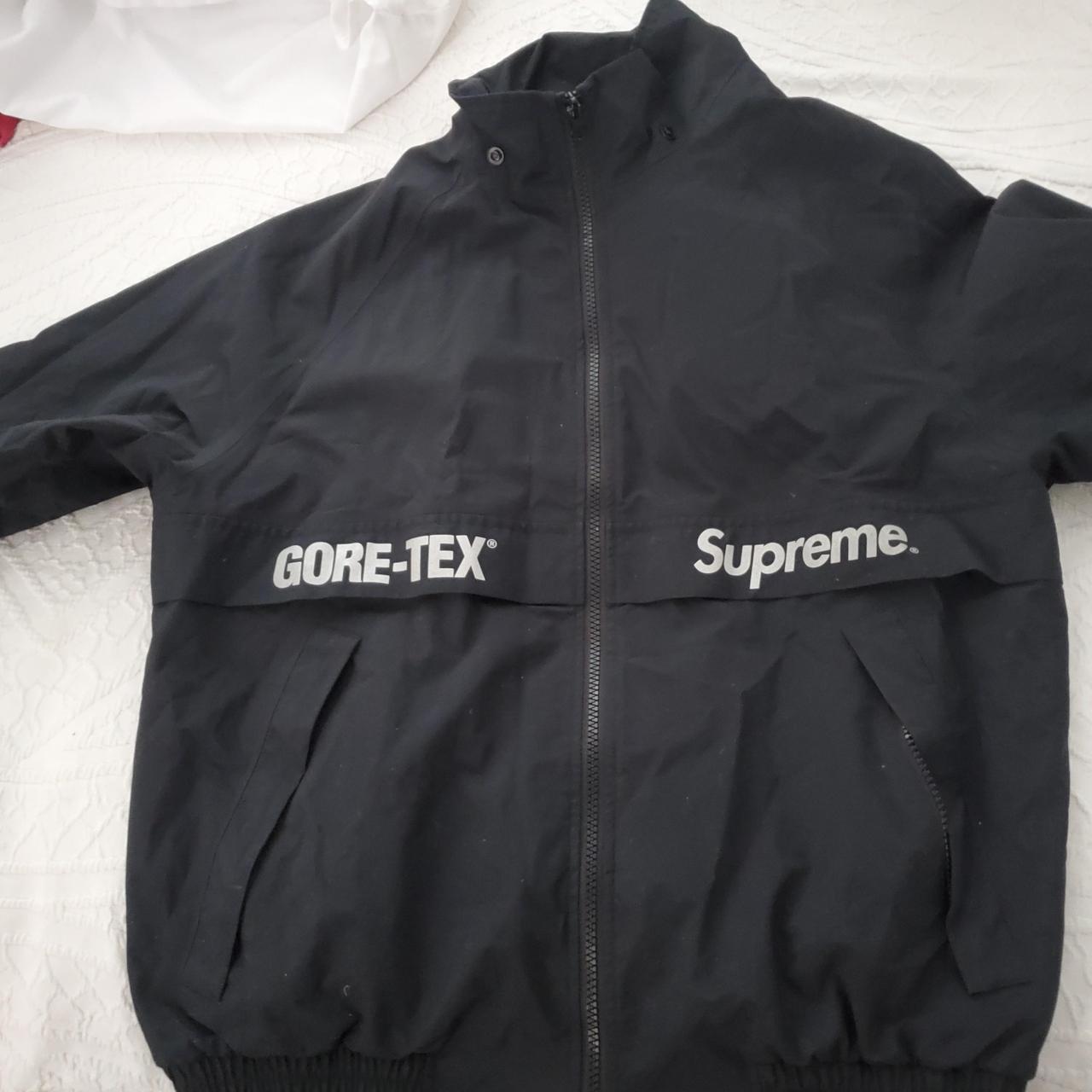 Supreme gore-tex - Depop