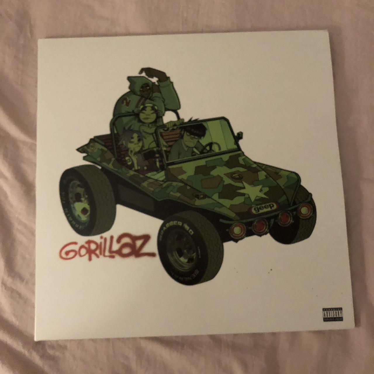 gorillaz debut album vinyl, almost new with no... - Depop