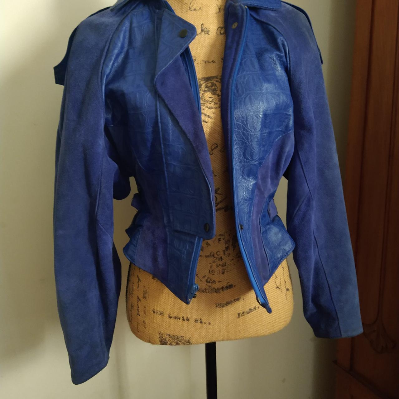 item listed by maxnlola