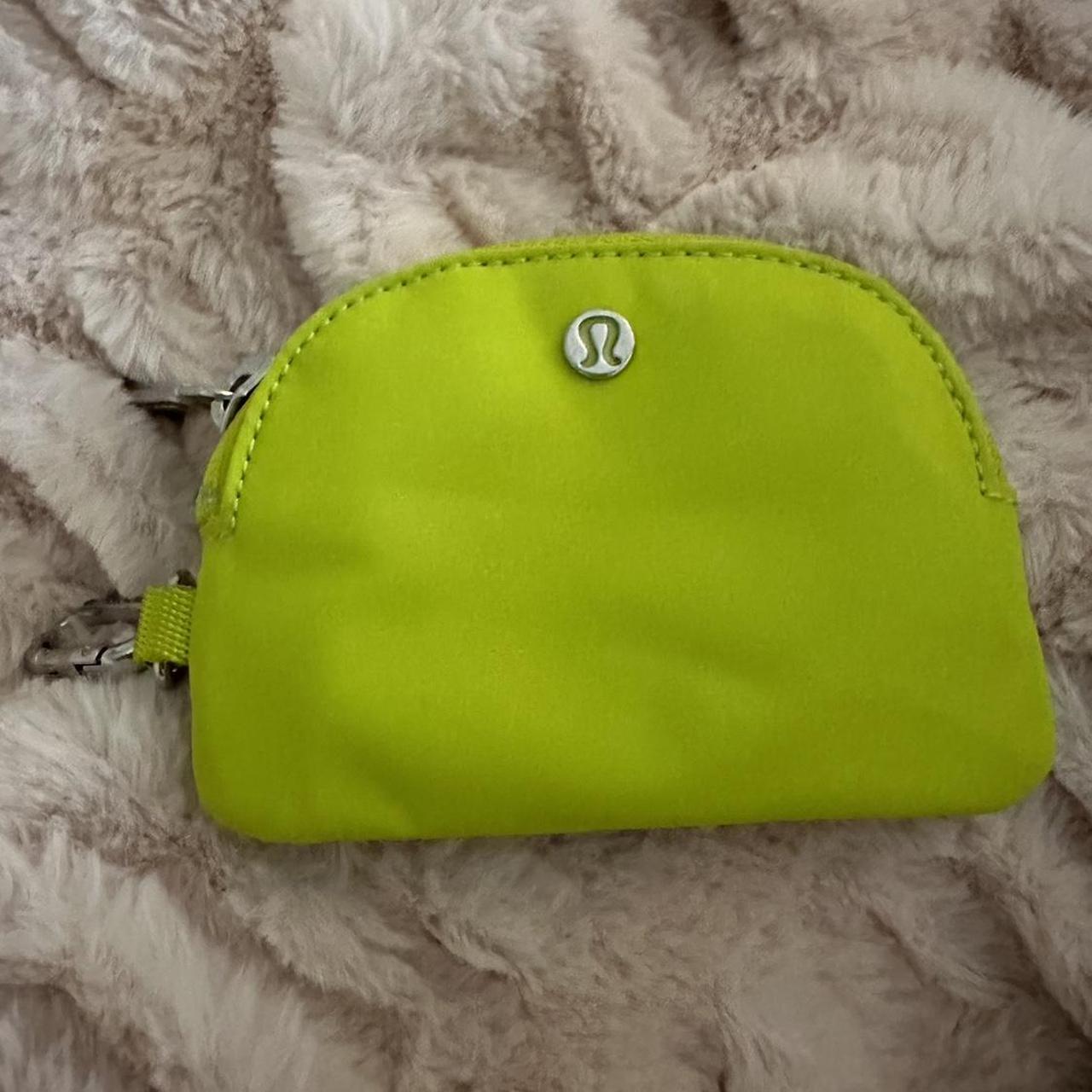 Lululemon coin purse 👛 got it with the duo but I... Depop