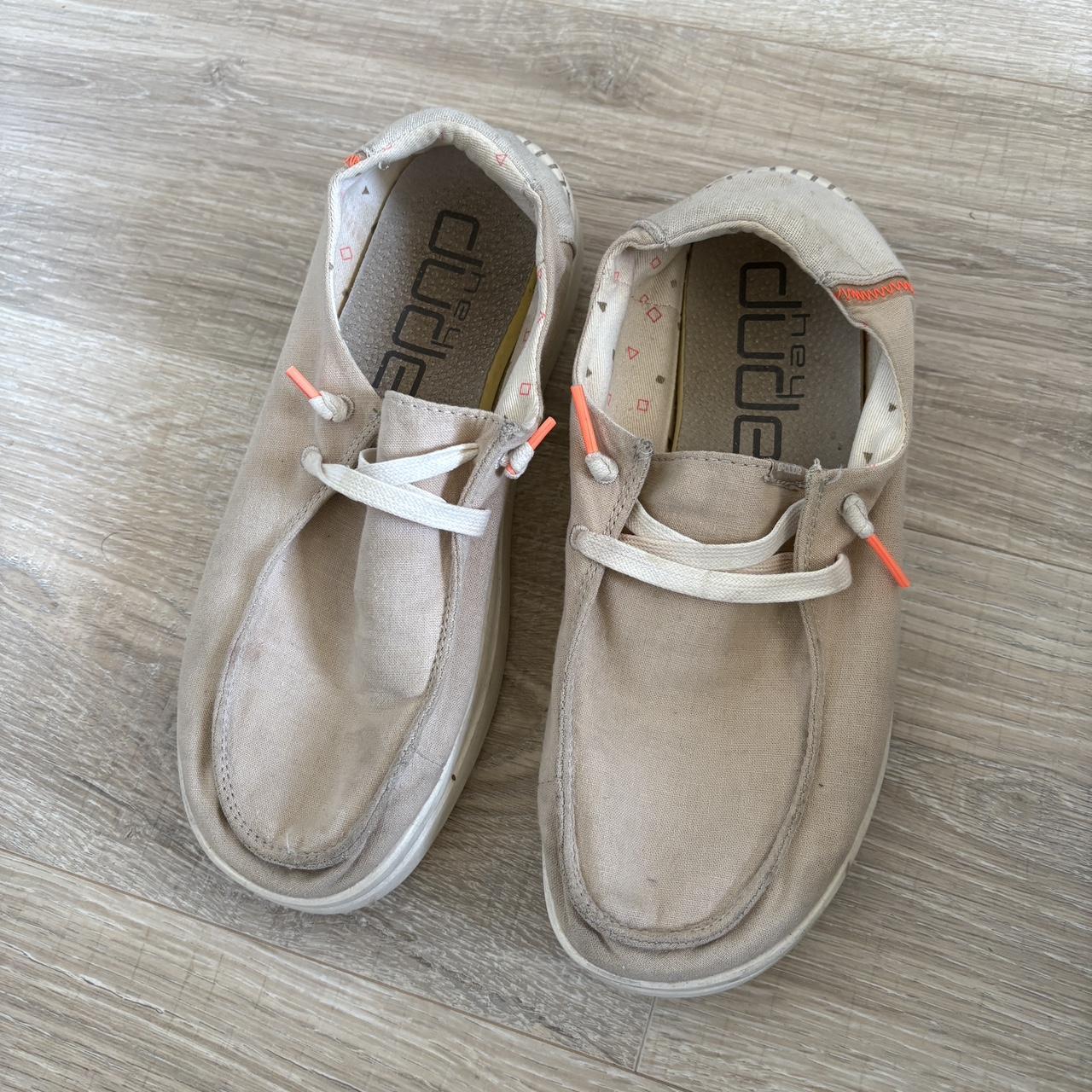 item listed by annalscloset